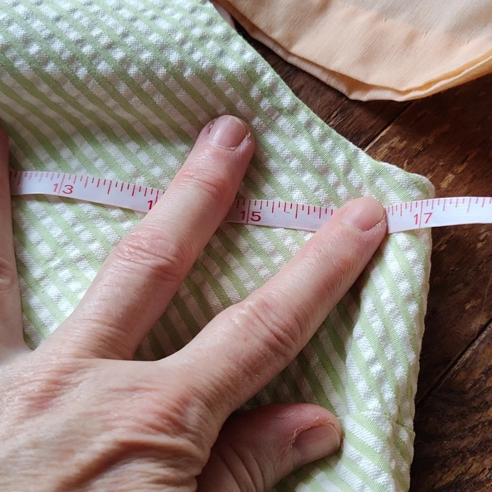 Charming Peach and Mint Vintage Dresses size M  based on measurements - Picture 9 of 14